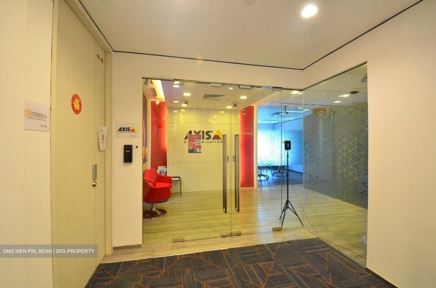 Conrad Centennial Singapore (D1), Office #617044651